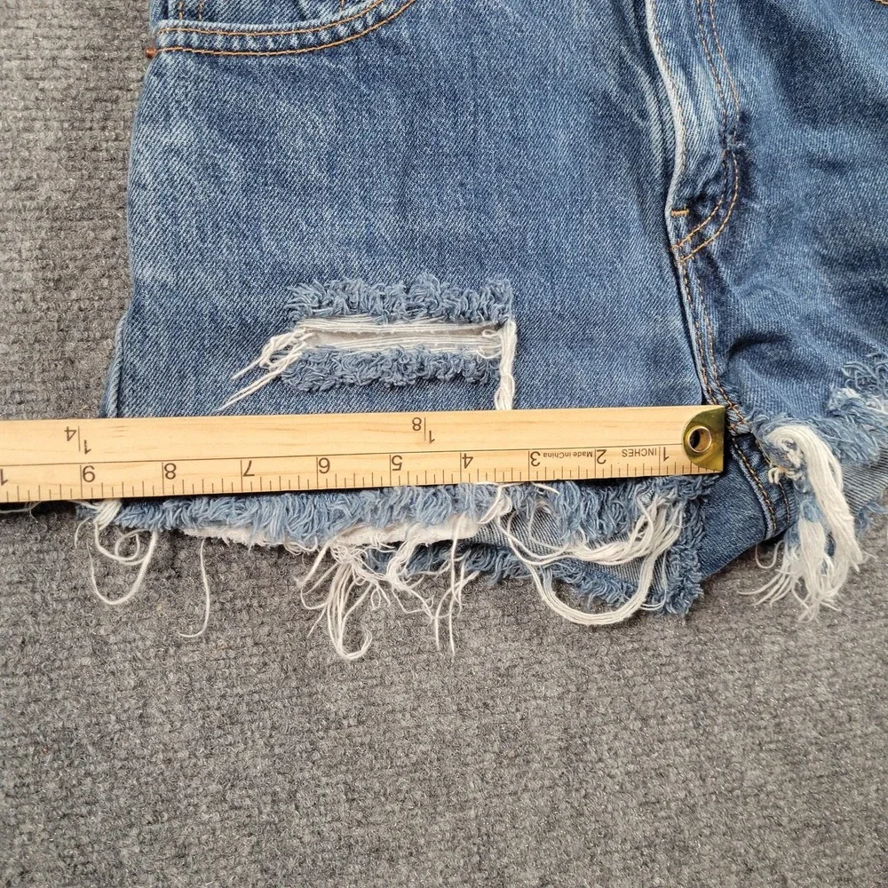 Levis‎ 517 Cutoff Shorts Womens 26 Blue Denim Distressed Raw Hem Casual Summer